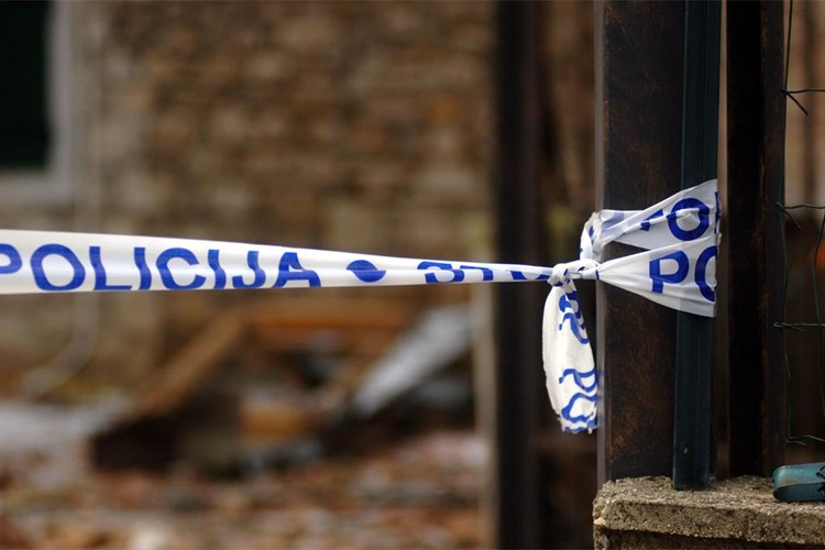 Policija dovršila očevid i objavila uzrok požara u stanu u Puli u kojem je preminula žena